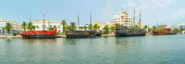 Panorama with galleons — Stok fotoğraf