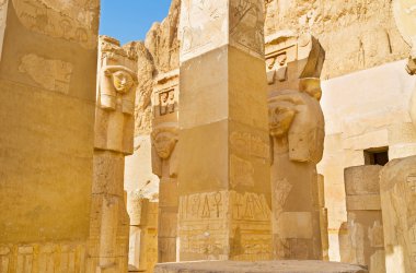 The columns with faces
