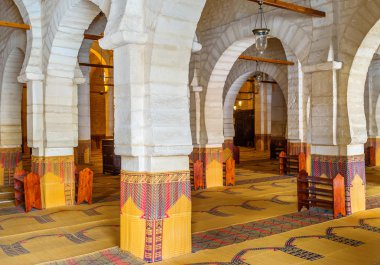 Ulu Camii arcades
