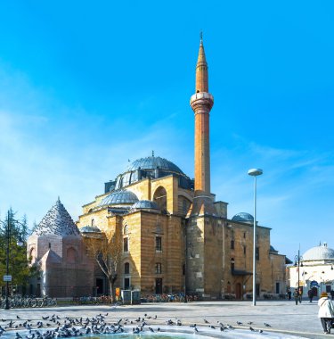 Güvercinler ile kare