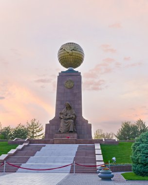 Bağımsızlık Anıtı