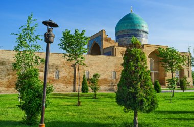 Hazreti karmaşık Bahçe