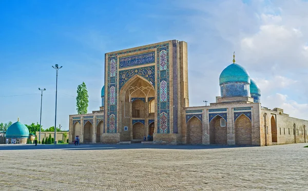 The medieval landmark of Tashkent — 图库照片