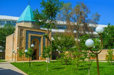 The Qaldirghochbiy Mausoleum