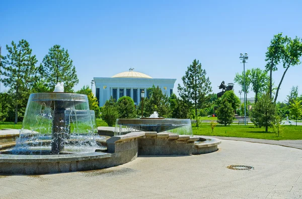 The fountains on the square — Φωτογραφία Αρχείου