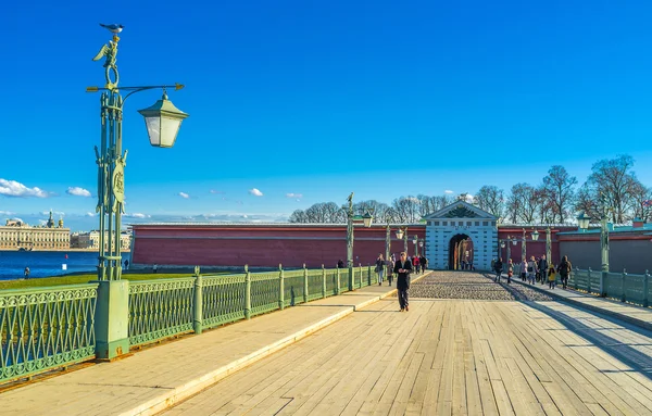 El puente Ioanovsky — Foto de Stock