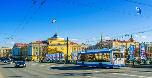 Trafiken på bron — Stockfoto