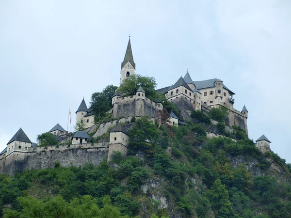 Hermoso castillo Hochosterwitz, Carintia — Foto de Stock