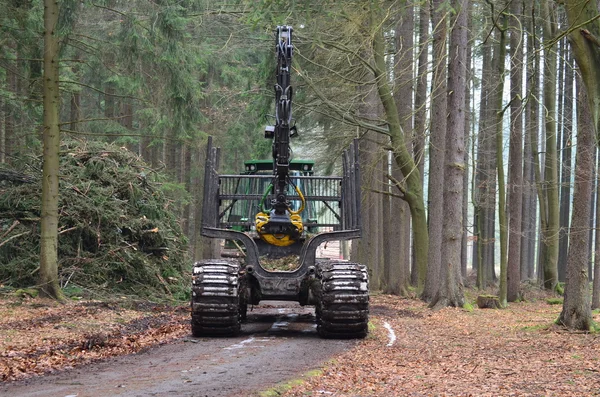 Maschine für den Holztransport — Stockfoto