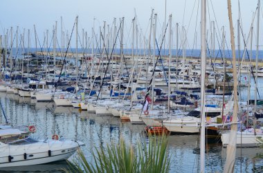 Marina Aregai Marina, Santo Stefano al Mare için yapılan yer almaktadır