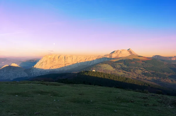 Anboto οροσειρά στο ηλιοβασίλεμα — Φωτογραφία Αρχείου
