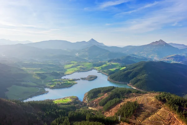 Urkulu reservoir in Basque Country — Stock Photo, Image