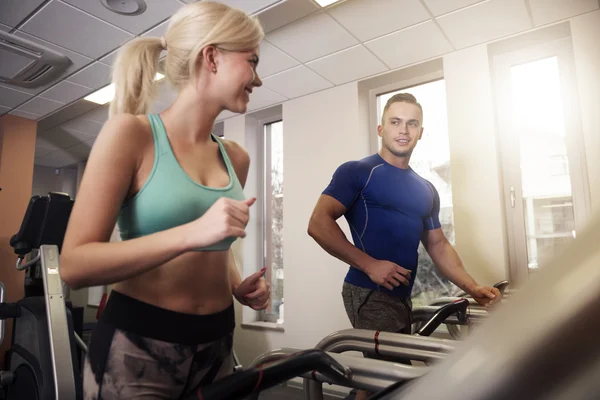 Entrenamiento en pareja juntos — Foto de Stock