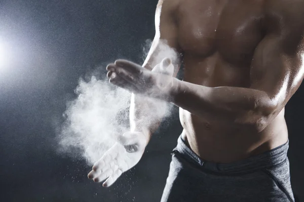 Preparing hands for lifting weights — Stock Photo, Image