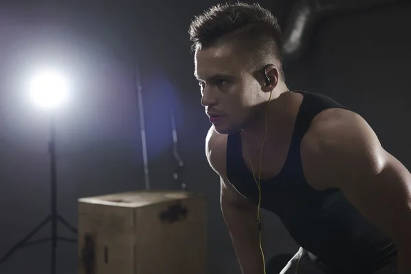 Homme avant l'entraînement — Photo