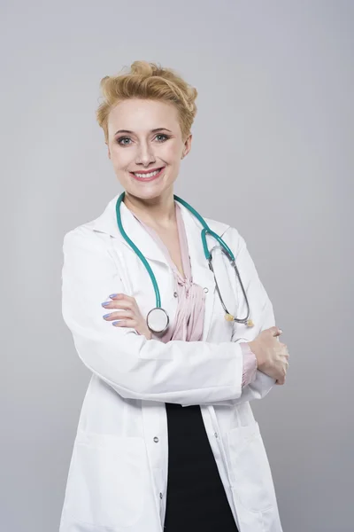 Mulher em um papel de médico — Fotografia de Stock