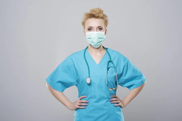 Doctor in mask before operation — Stock Photo, Image