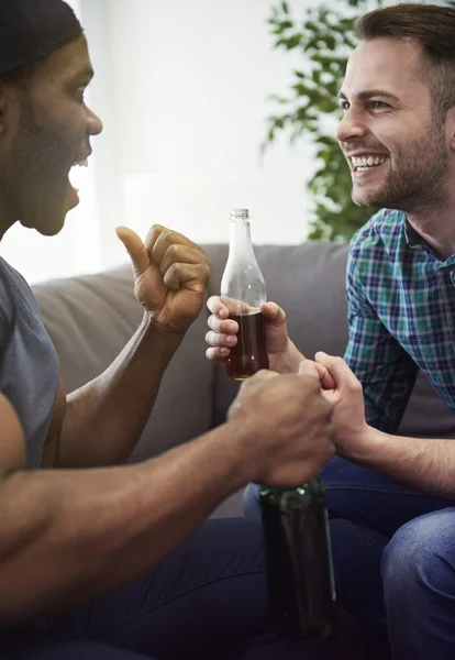 Pequeña charla entre buenos amigos — Foto de Stock