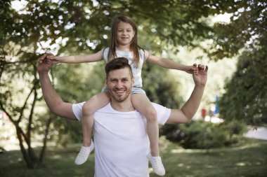 Babası kızı ile özel gün zevk 