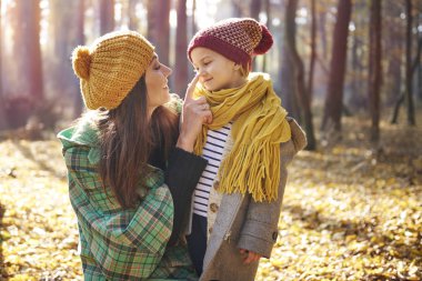 Annesi ile kızı birlikte vakit