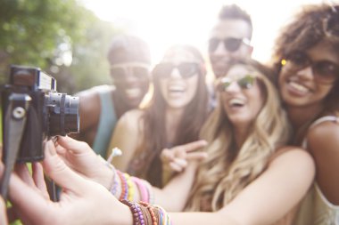 Arkadaşlar selfie Müzik Festivali'nde alınan  