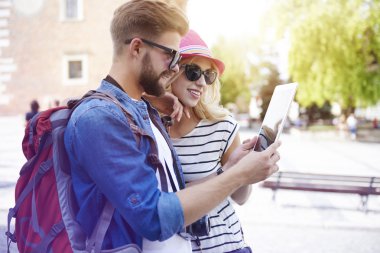 Çift dijital tablet yolculuğa kullanma 