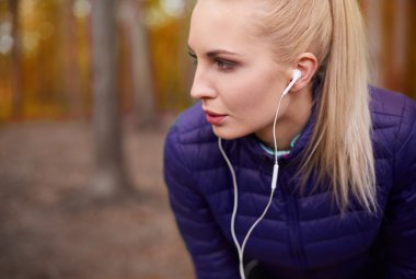 Sportif kadın eğitim odaklı