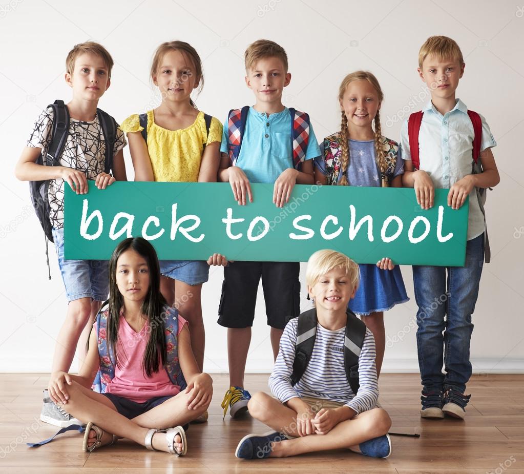 Children and back to school concept — Stock Photo © gpointstudio 121891274