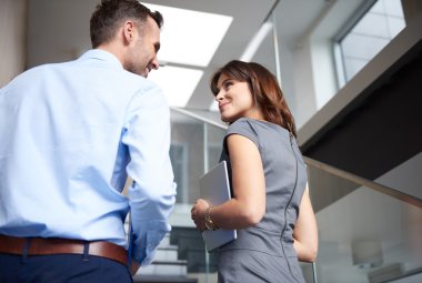 modern ofis iş ortağı