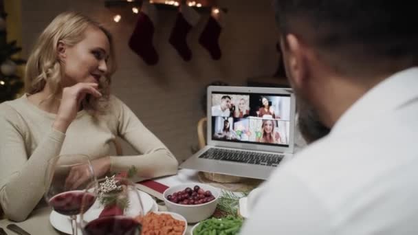 Vidéo Portable Couple Parlant Lors Appel Vidéo Noël Tourné Avec — Video