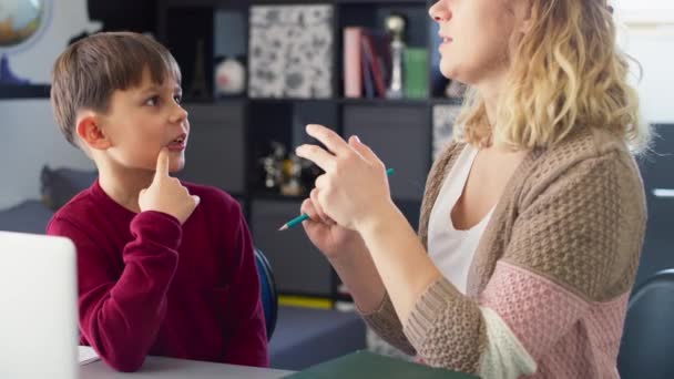 Mother Son Study Together Home Shot Red Helium Camera — Stock Video