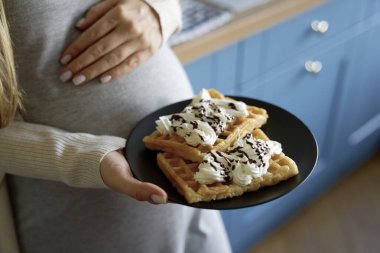  Evde hamilelik sırasında yemek aşermeleri 