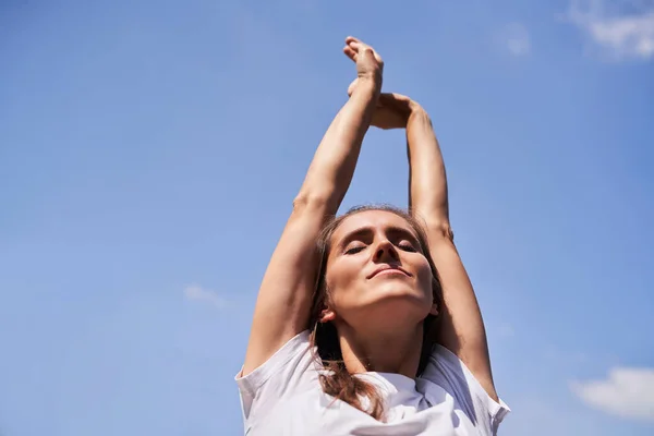 Close Woman Stretching Fresh Air — Stock Photo, Image