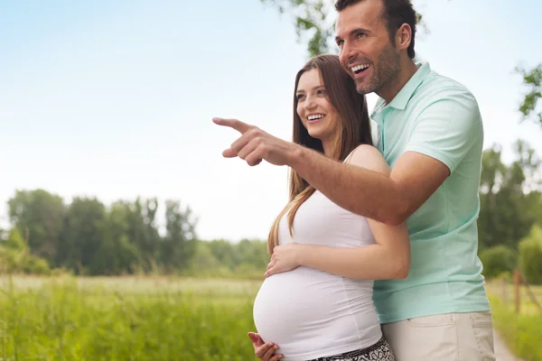 Coppia amorevole in gravidanza Foto Stock