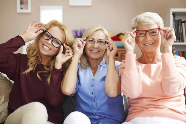 Onze familie houdt van bril — Stockfoto