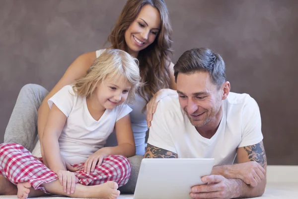 Família feliz — Fotografia de Stock