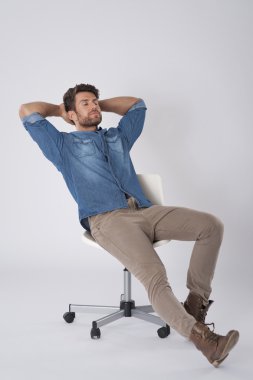 Relax adam bilir