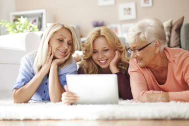 yeni teknolojileri kullanarak