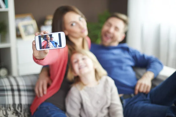 Rodina, takže selfie — Stock fotografie