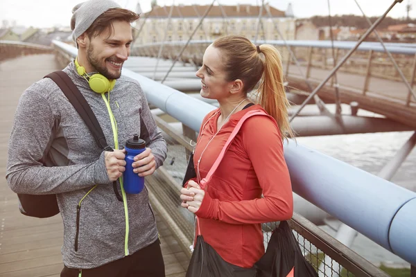 Fitness couple together outdoors — Stock Photo, Image