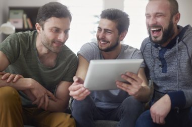 Friends Sharing pictures