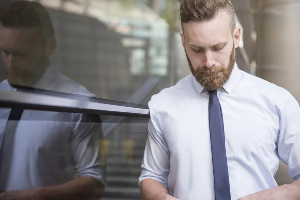 Handsome and fashionable businessman — Stock Photo, Image