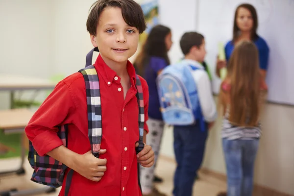 Niños pequeños mientras la lección — Foto de Stock