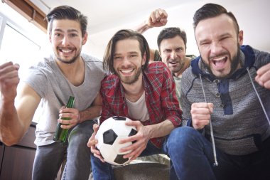 Tv önünde zaman harcama arkadaş