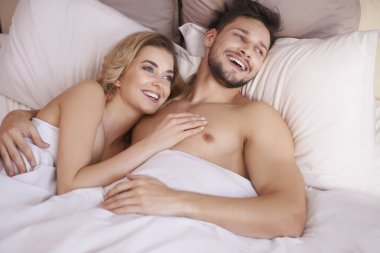 yatakta güzel Çift