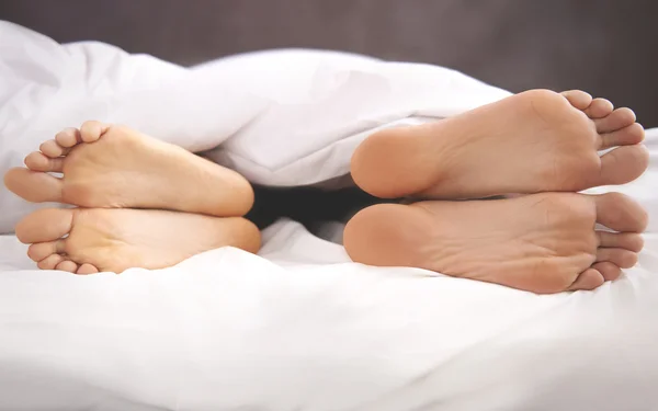 Couple's problems in the bed — Stock Photo, Image