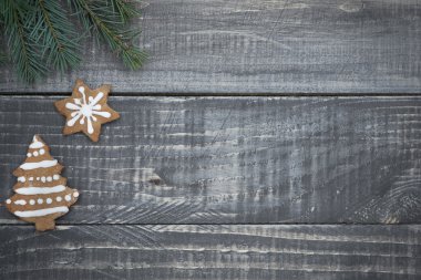 Gingerbread Noel ağacı ve yıldız