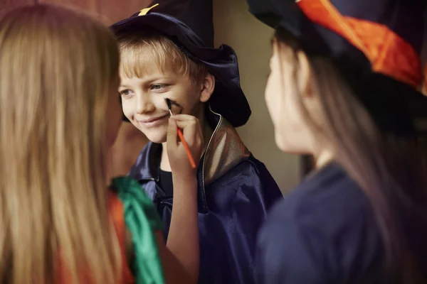 Voorbereiding op de Halloween party — Stockfoto