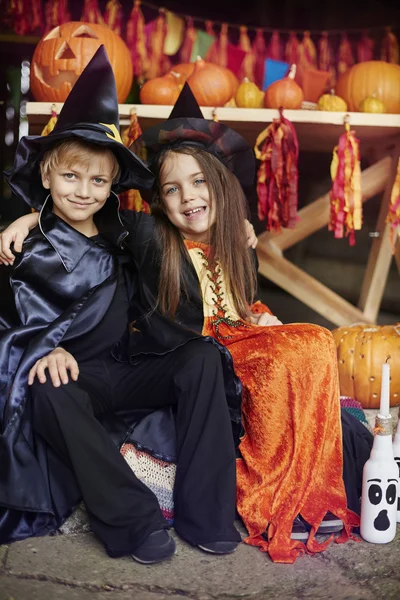 Děti v kostýmech Halloween — Stock fotografie