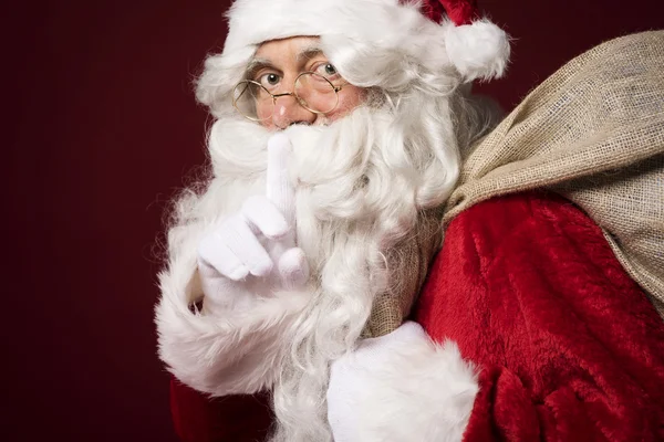 Père Noël avec barbe blanche — Photo